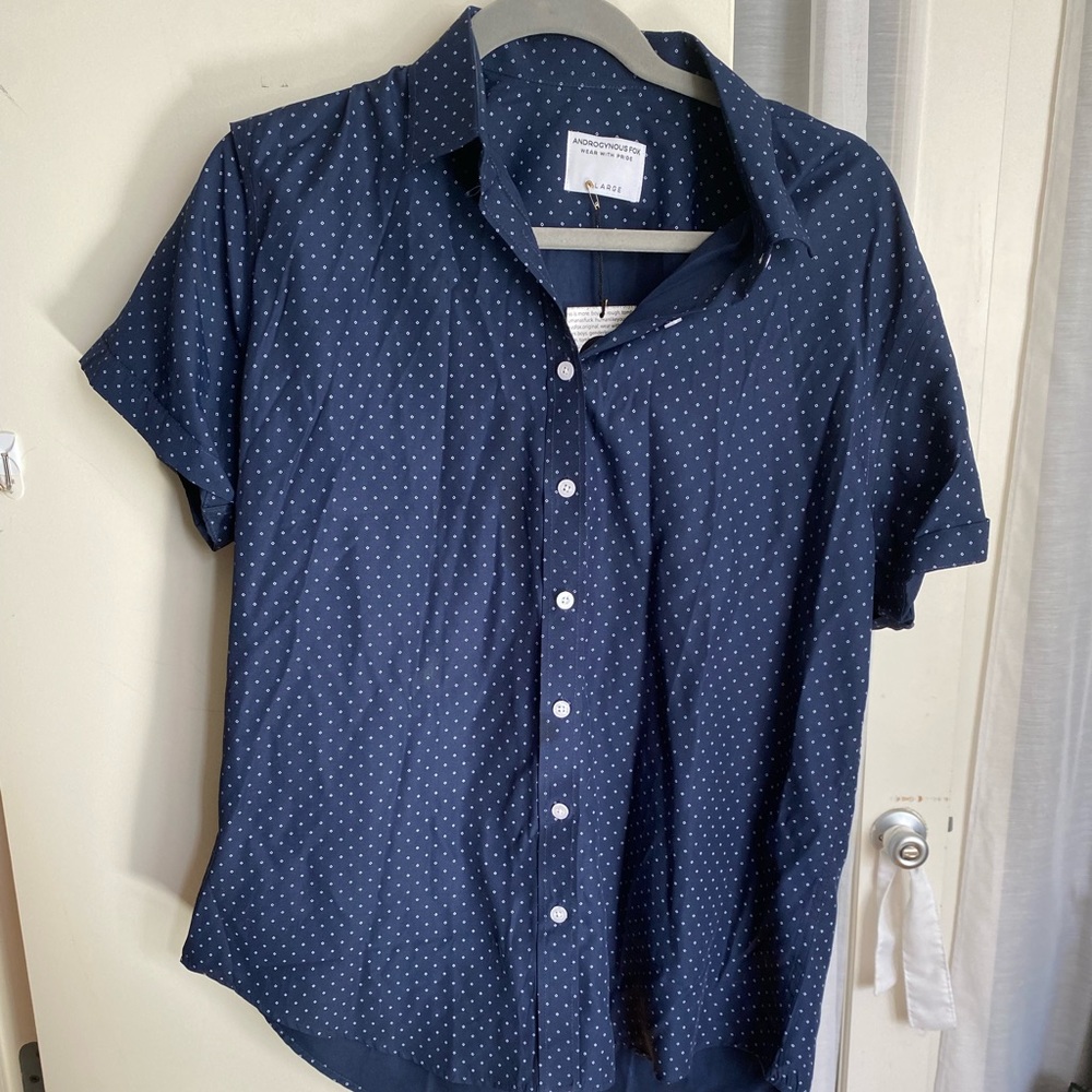 Androgynous Fox Polk-a-dot Button Up